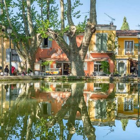 Appartement T2 Centre Village Cucuron Zewnętrze zdjęcie